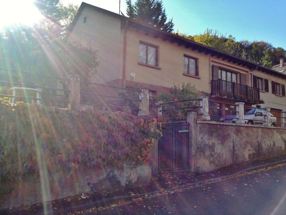 Chambres D'Hotes Et Gite Chez Martine Barr Exteriér fotografie